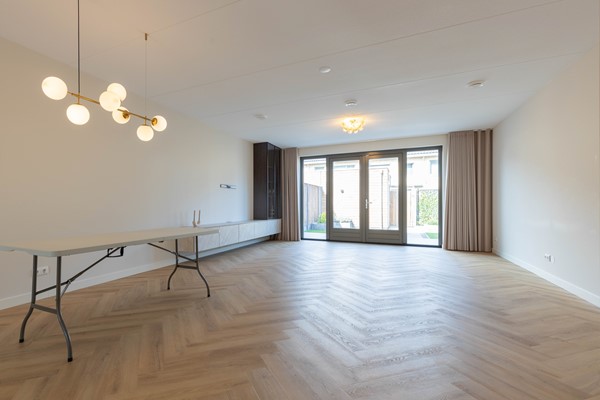 Medium property photo - Glanswier 26, 2371 KJ Roelofarendsveen